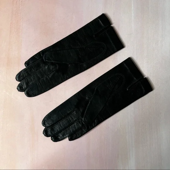 Vintage Handmade Embroidered Floral Leather Gloves - Picture 5 of 7